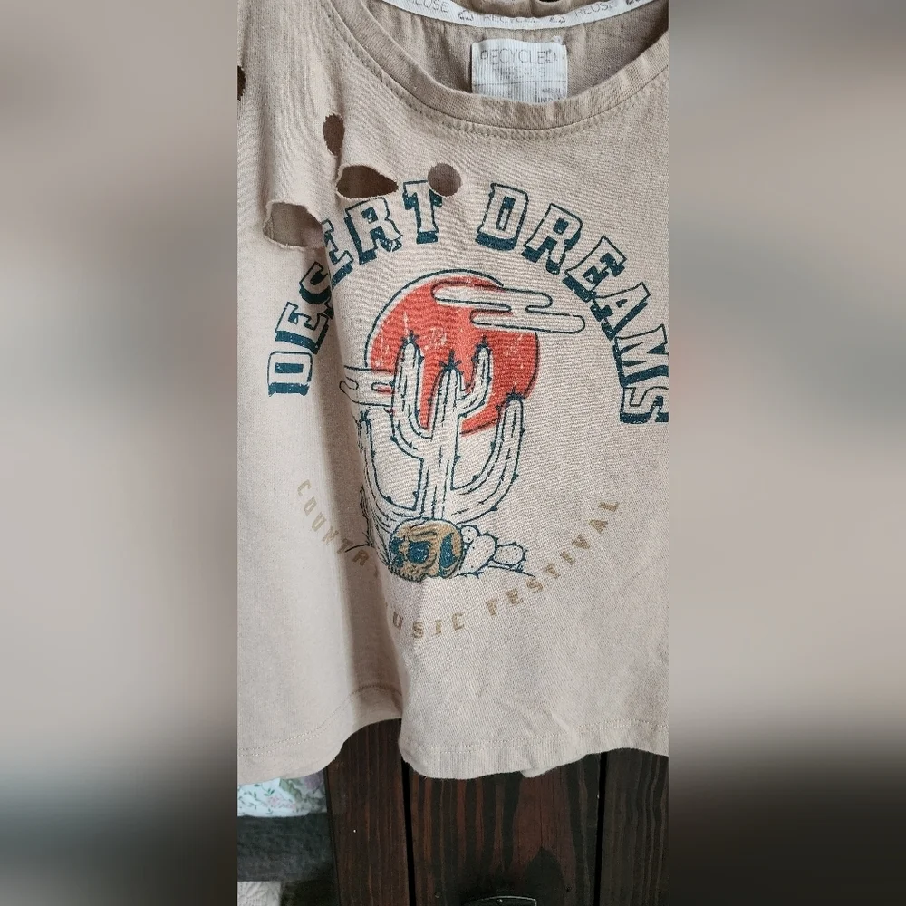 Recycled Threads Beige Graphic Tank - Picture 4 of 5